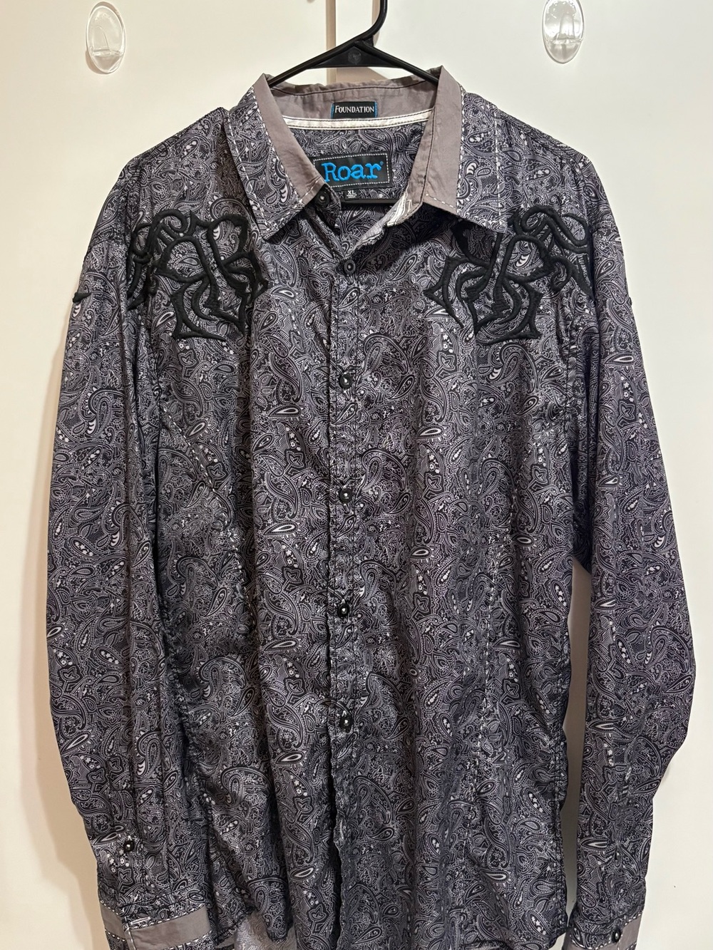 Roar Foundation Men Charcoal Paisley Button-Down Shirt with Black Embroidery